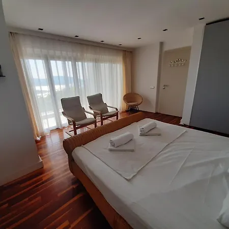 Sea View Terrace - 5 Min To Beach - 4 Wac Golturkbuku